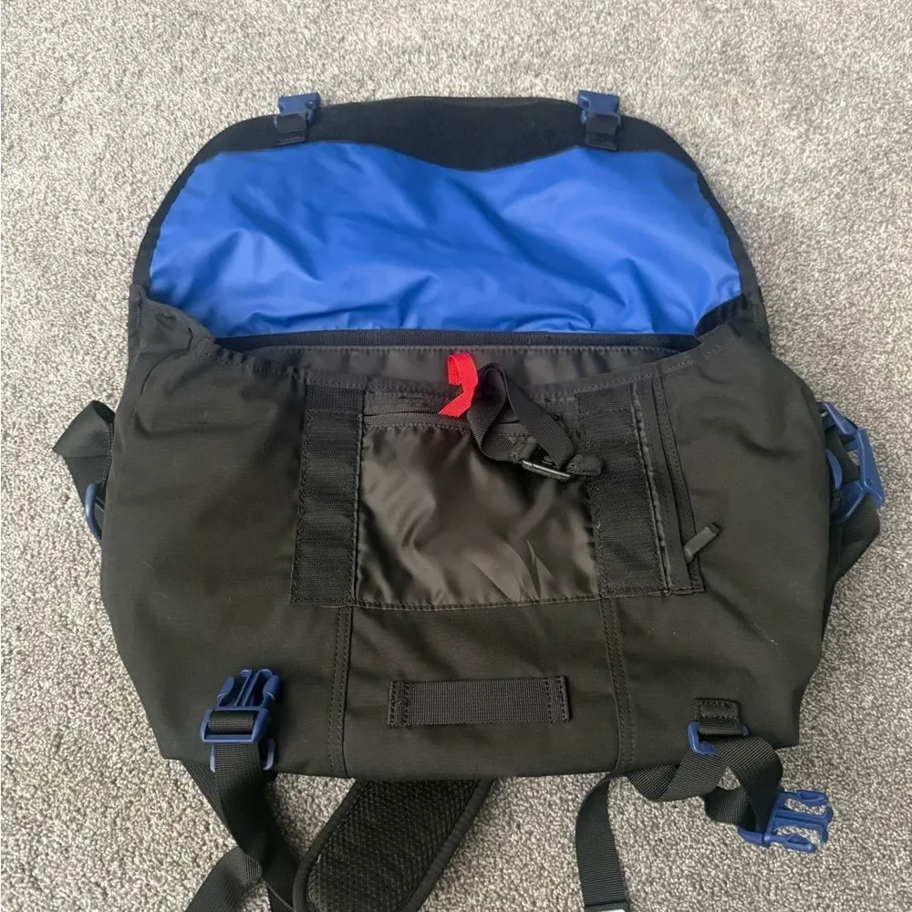 Timbuk2 Flight Classic Black Messenger Bag
